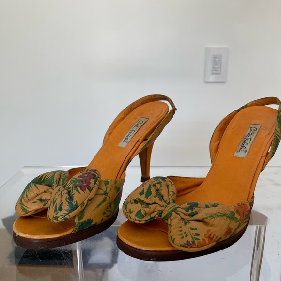 Vintage Carlos Falchi Peep Toe Heels - Picture 3 of 4